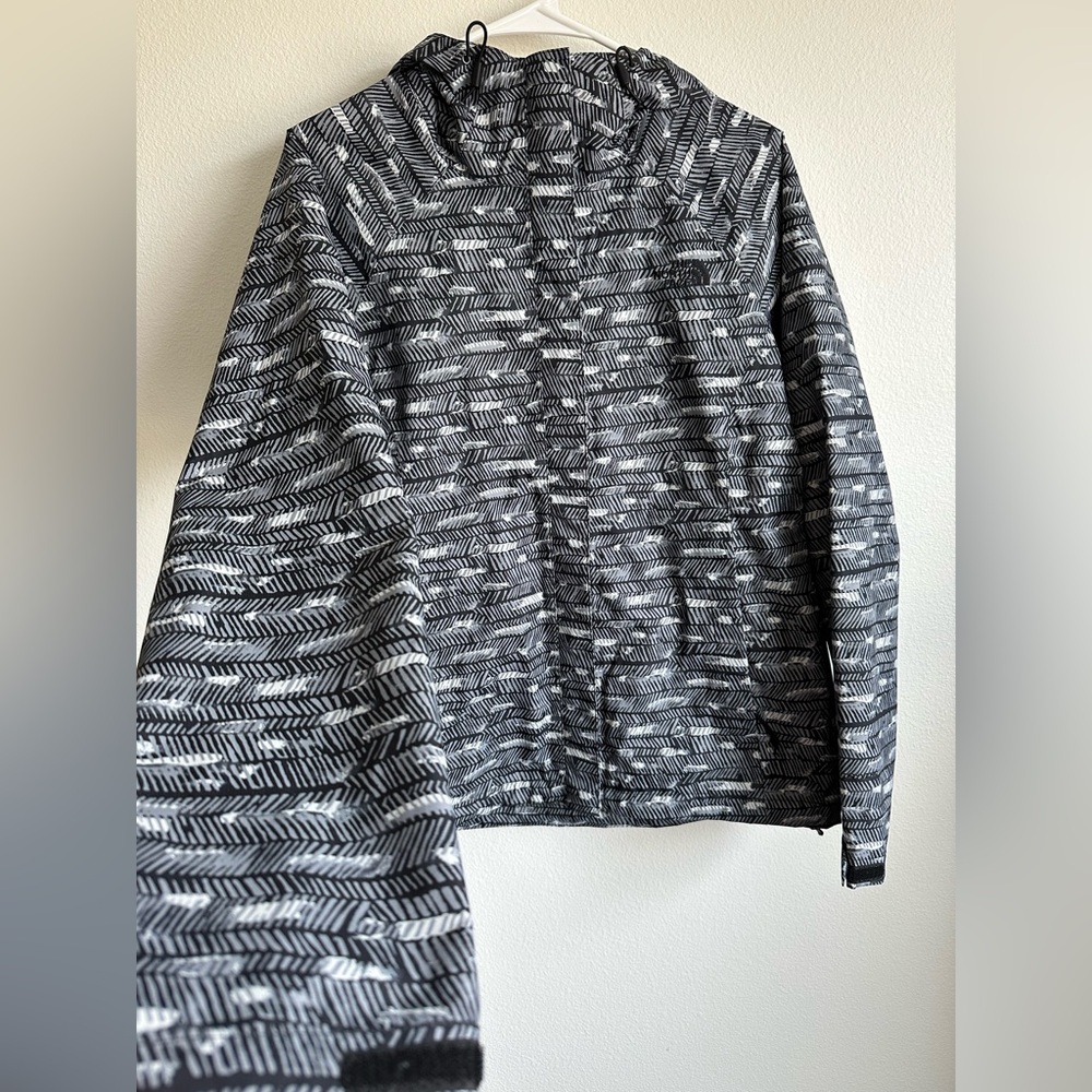 The North Face Black and Gray Marled Sweatshirt